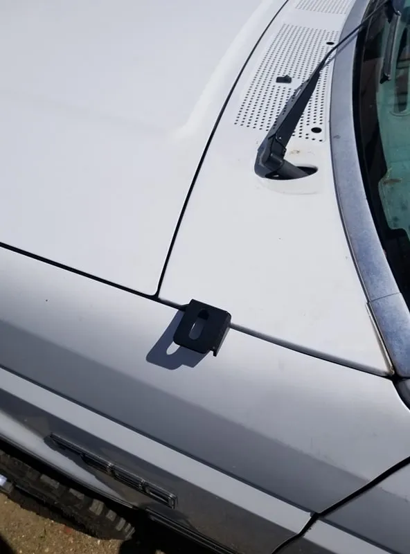 (1980-1997) F-Series: Cowl Light Bracket Pair