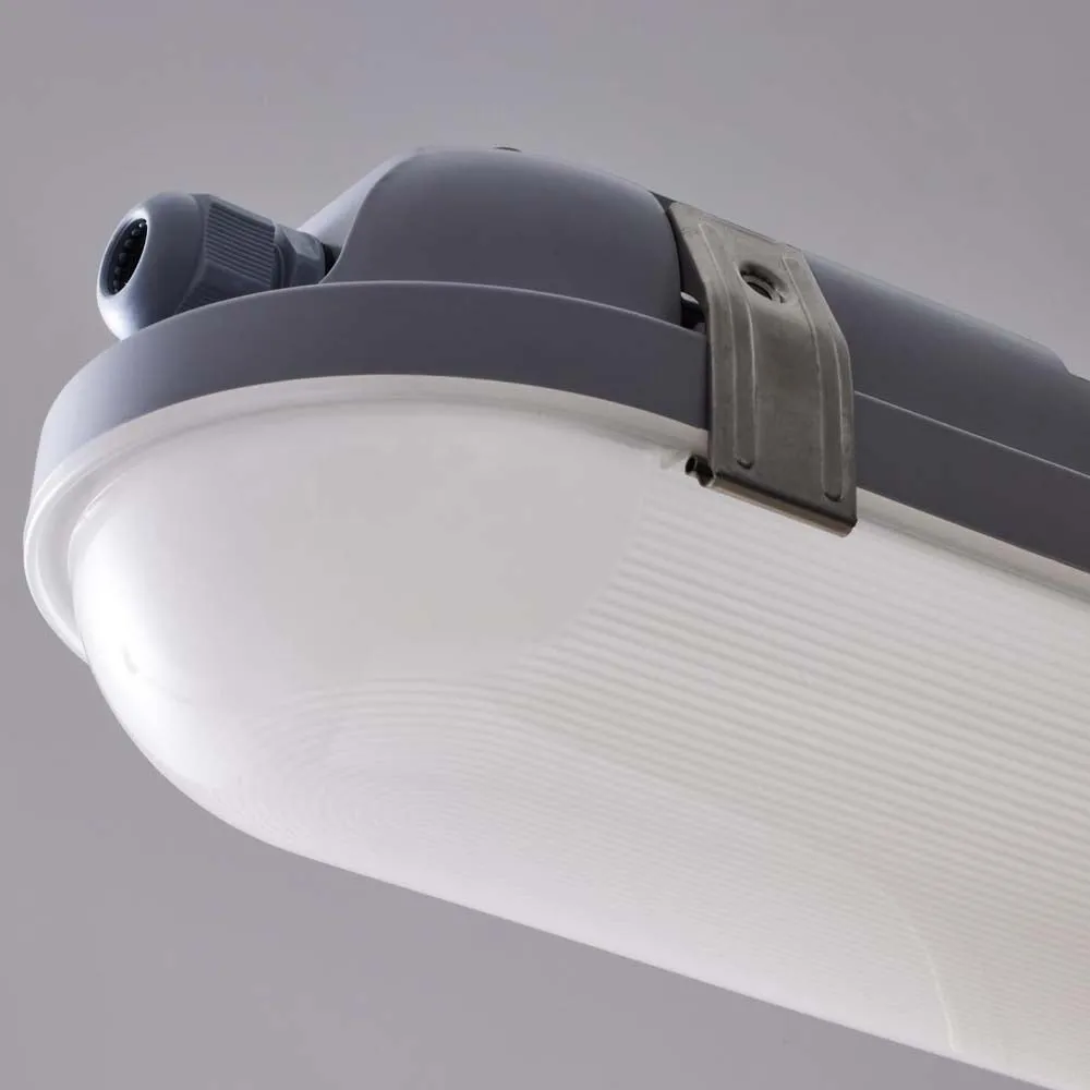 4-ft Vapor Tight Linear Fixture w/ Microwave Sensor CCT Tunable