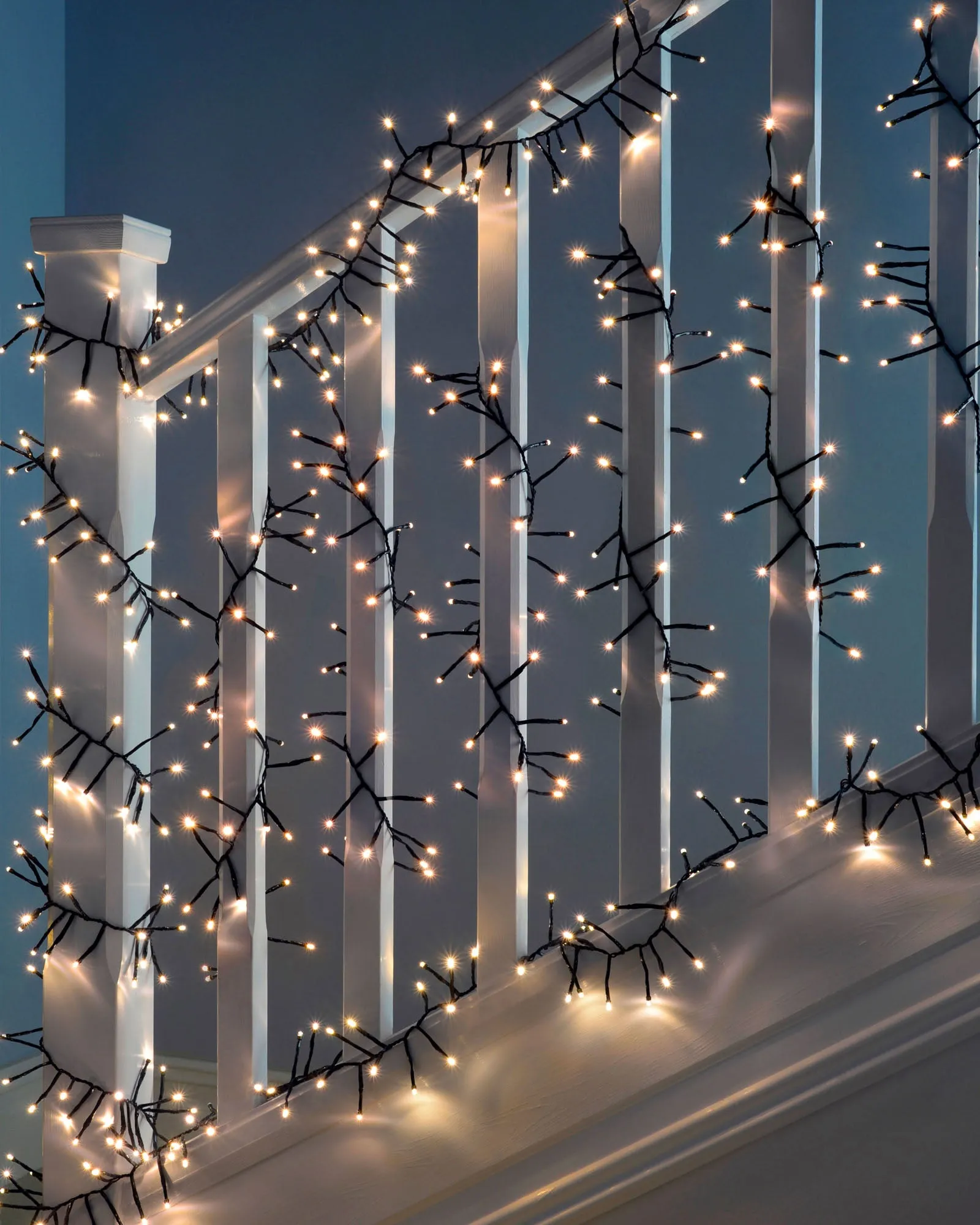 400 Chasing Cluster Light String, Warm White