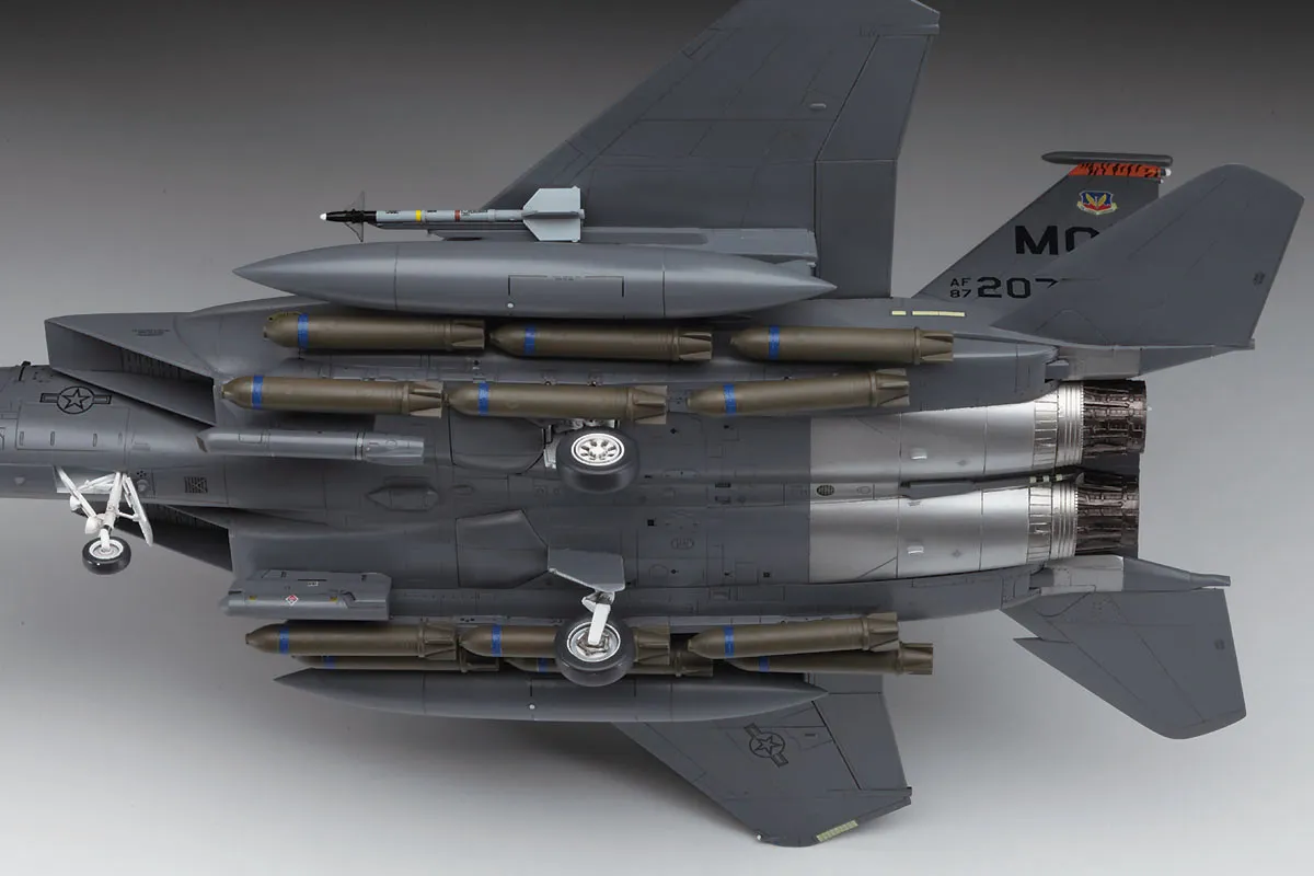 [E39] F-15E Strike Eagle 1/72