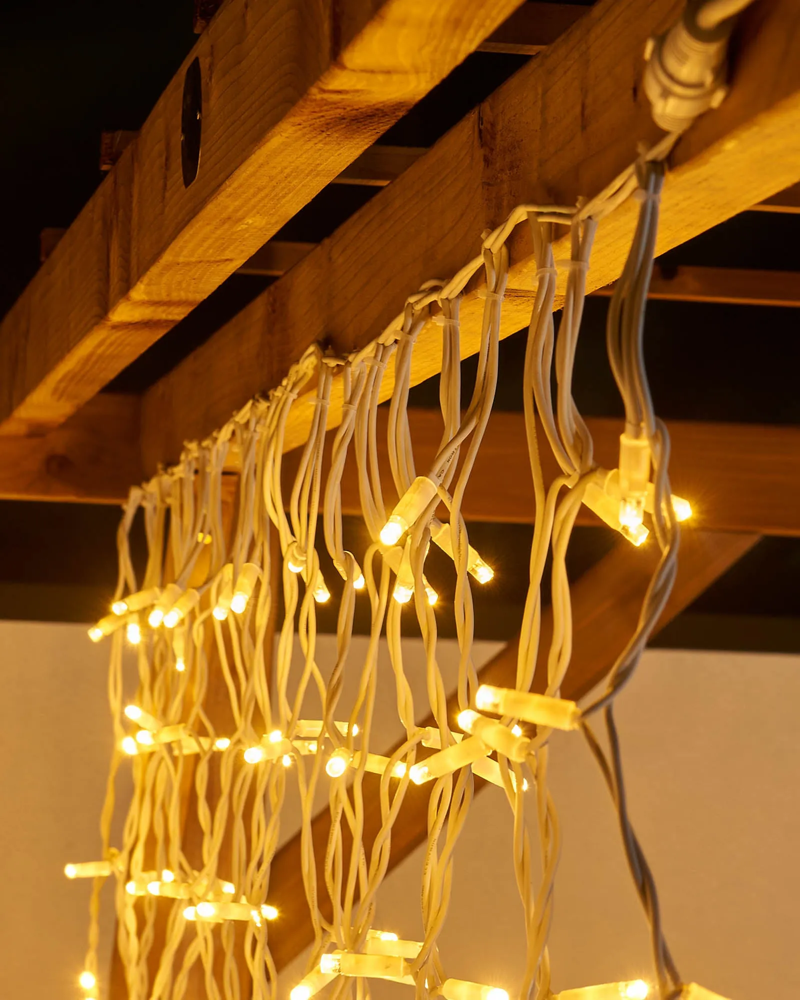 LINK PRO LED Curtain Lights, White Cable, 2.5 m Drop, Warm White