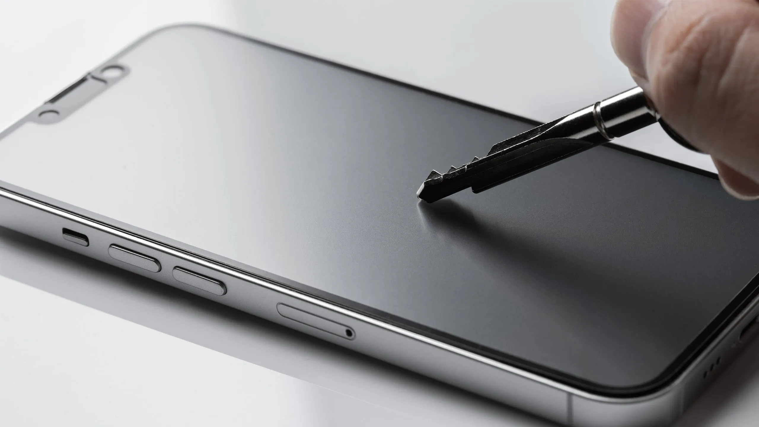 Moshi iVisor AG Anti-glare Screen Protector for iPhone 13 Series