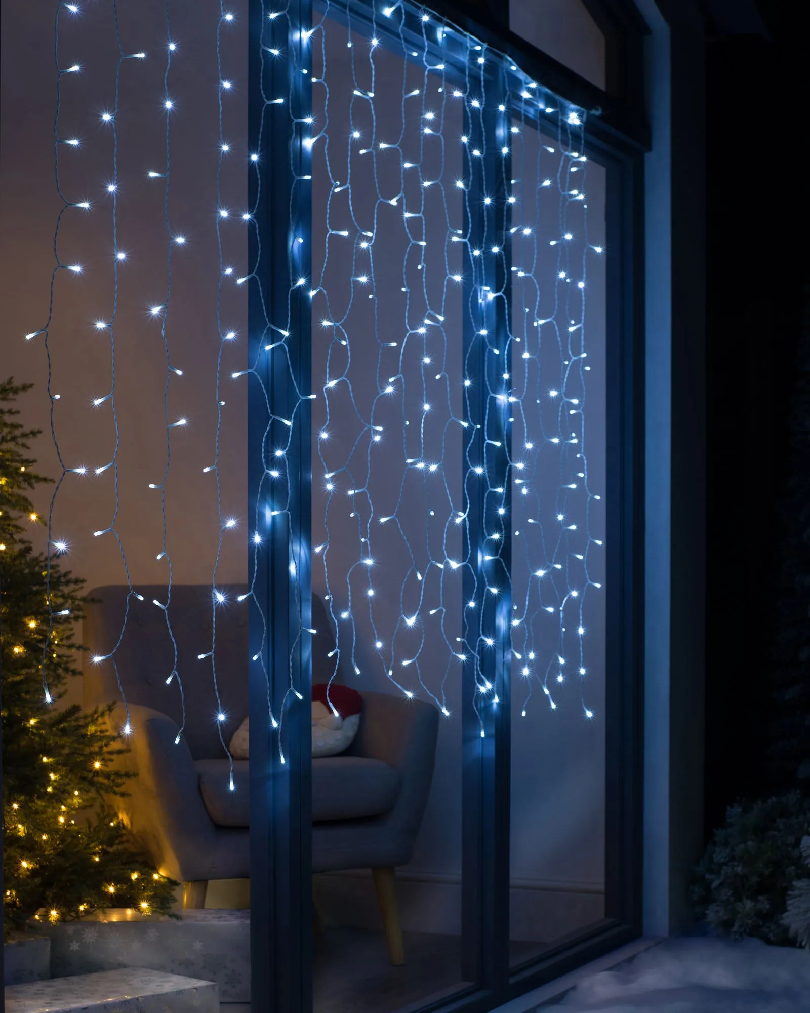 Multi-Function 300 LED Connectable Curtain Light String, Bright White
