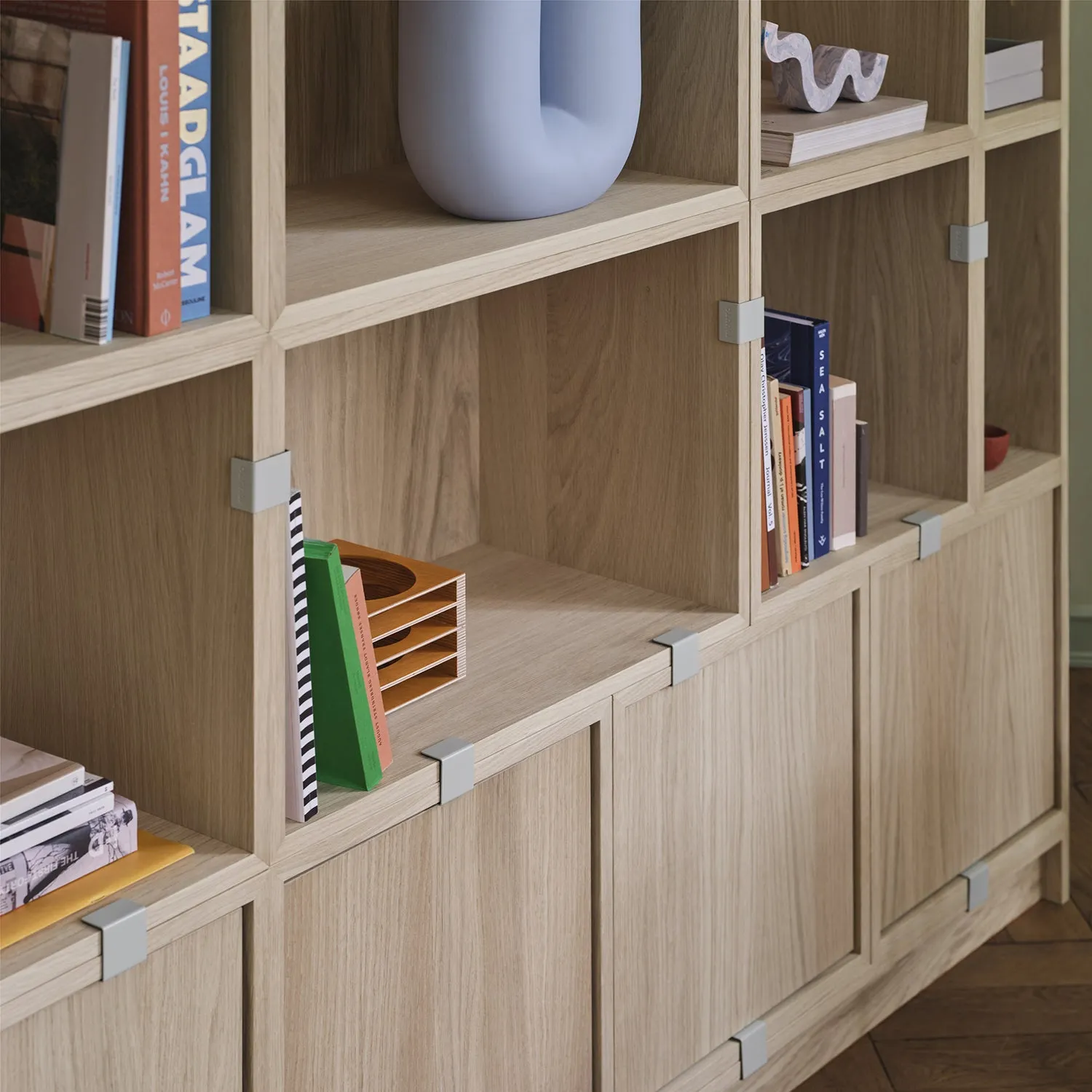 muuto | stacked storage system | module with backboard | large oak