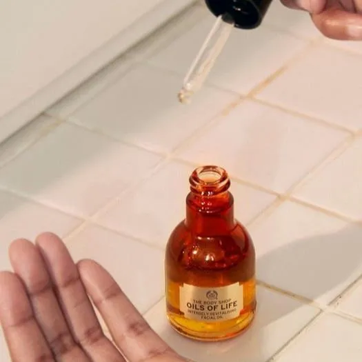 Oils of Life™ Intensely Revitalising Facial Oil