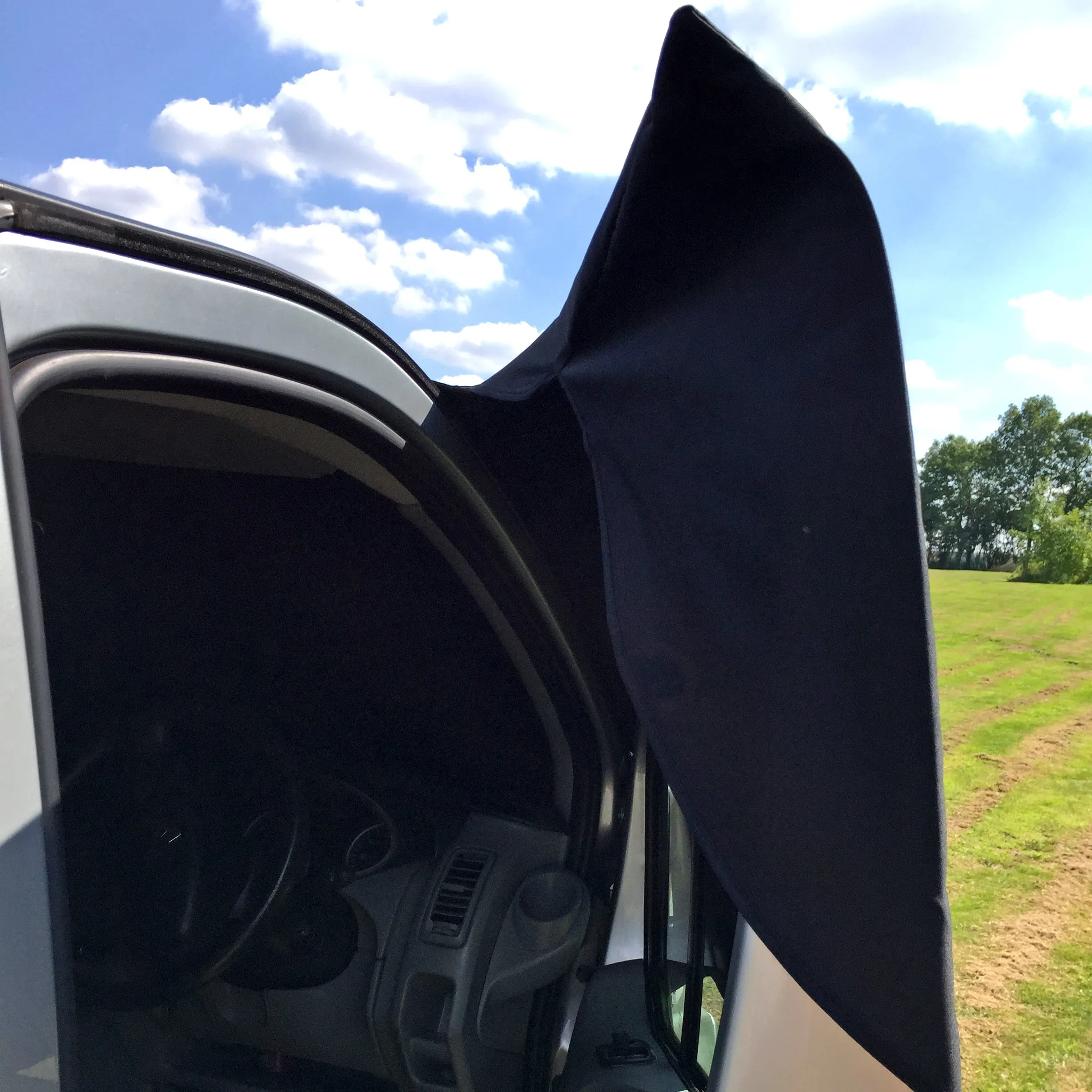 Trafic, Primastar, Vivaro Screen Cover - Plain