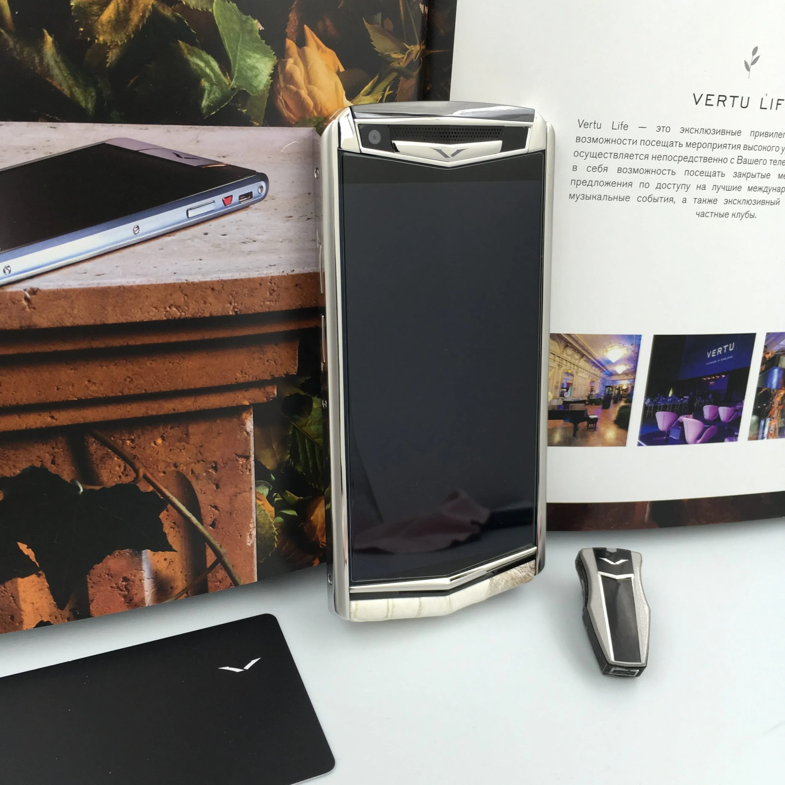 VERTU ASTER P SILVER HIMALAYA Crocodile Dual Sim Card Mobile Phone